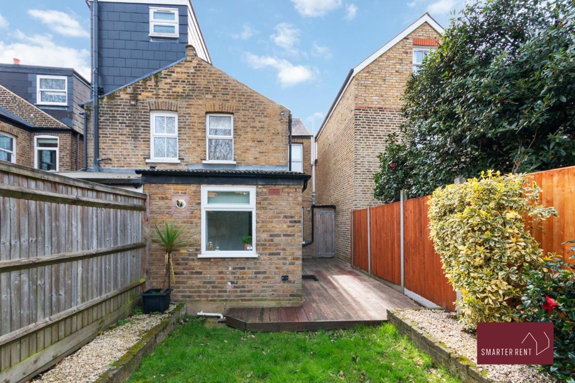 Kingston On Thames Pets Welcome Garden 3bed Casa de Férias